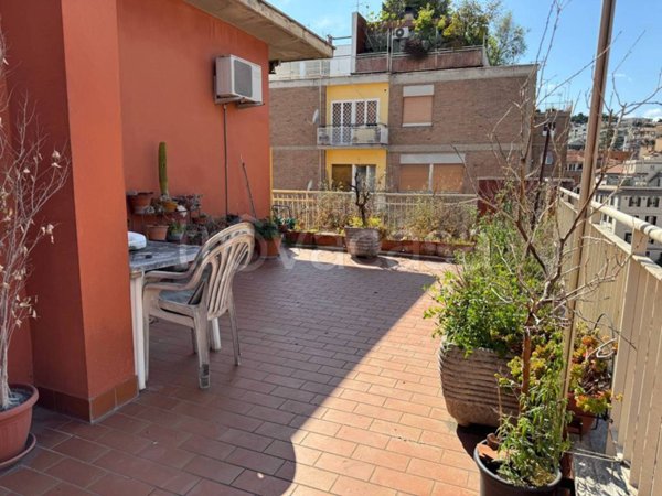 appartamento in vendita a Roma in zona Portuense