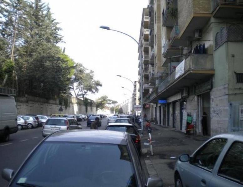 negozio in vendita a Roma in zona Prenestino-Centocelle