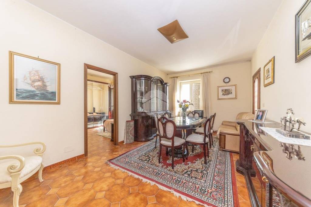 appartamento in vendita a Roma in zona Finocchio