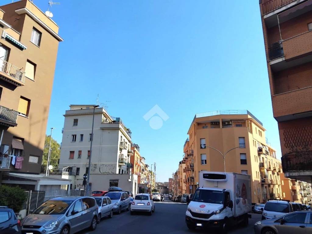 monolocale in vendita a Roma in zona Portuense