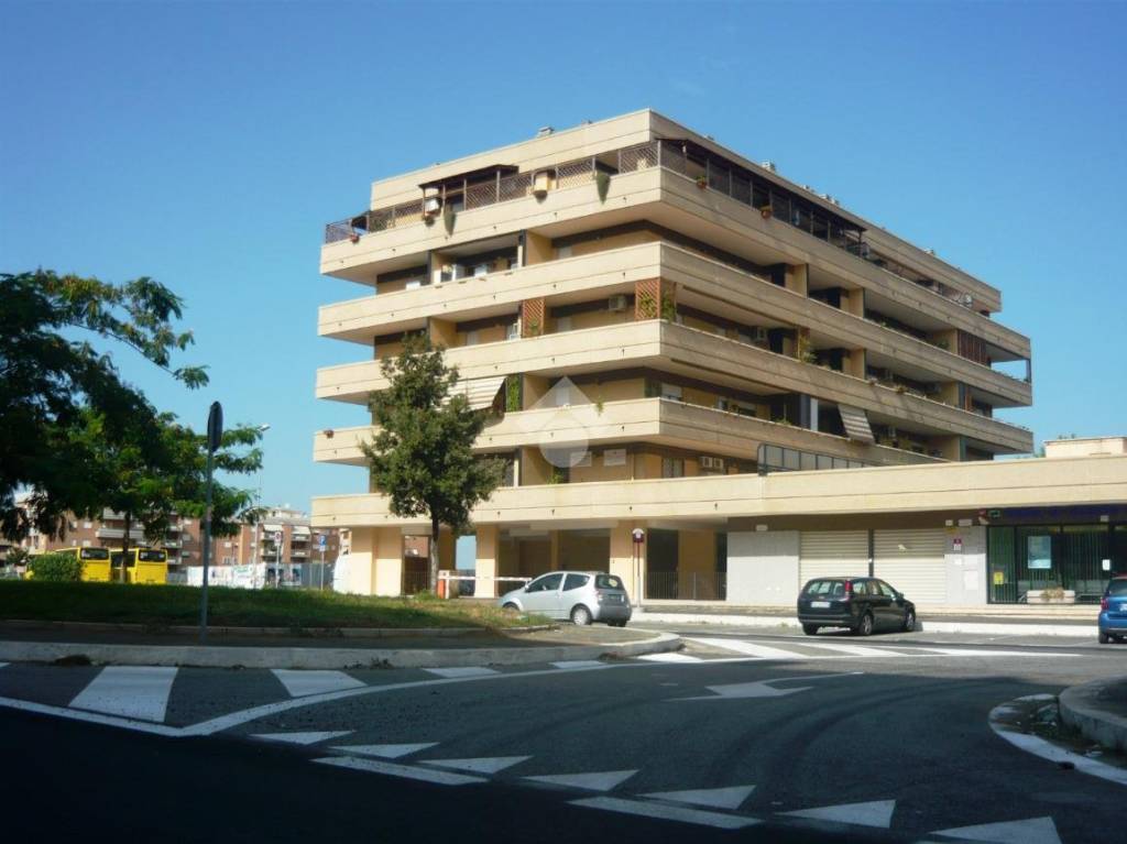 appartamento in vendita a Roma in zona Ponte Mammolo