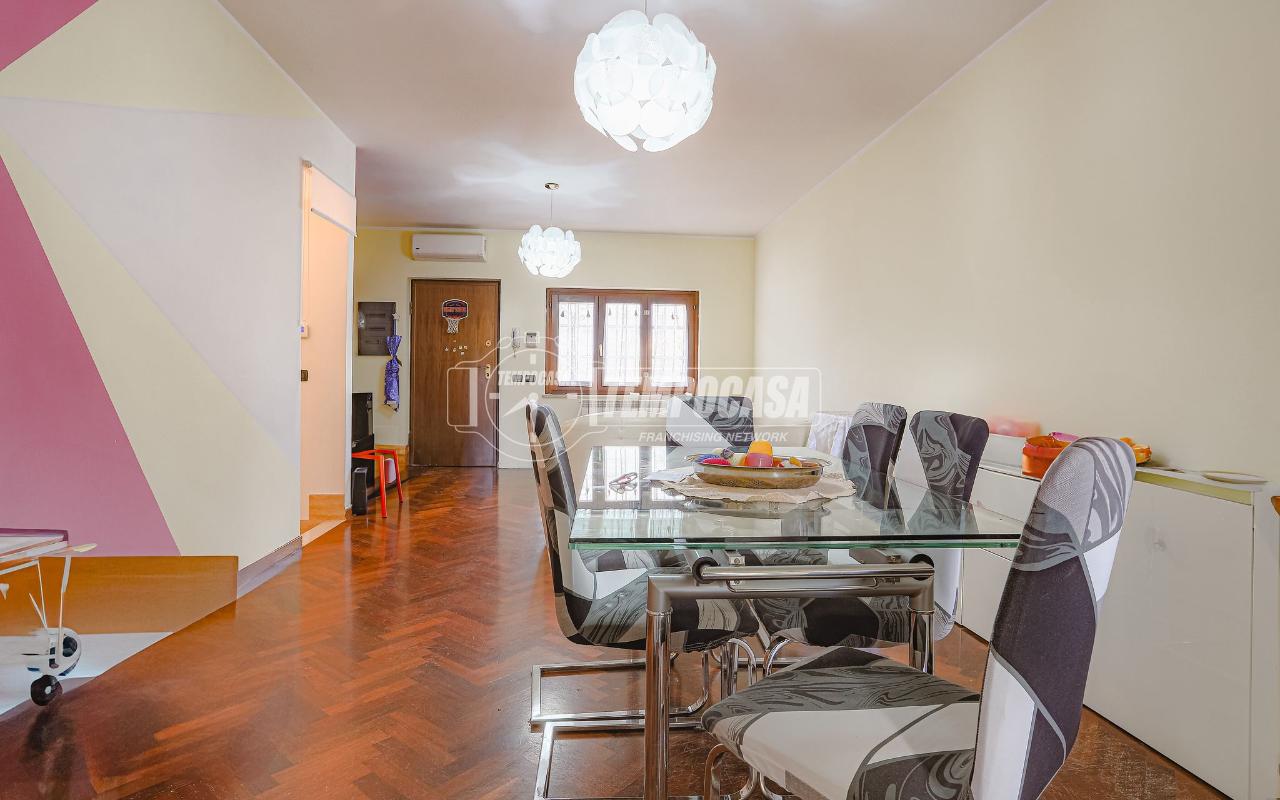 casa indipendente in vendita a Roma in zona Ottavia