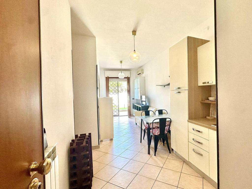appartamento in vendita a Roma in zona Infernetto