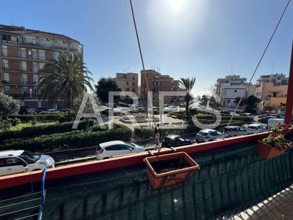 appartamento in vendita a Roma in zona Ostia
