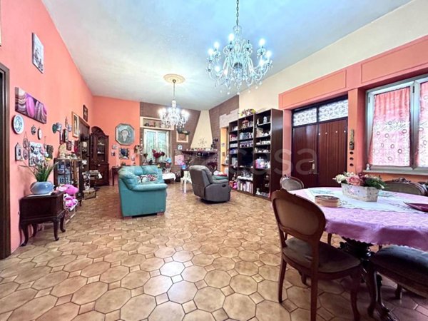casa indipendente in vendita a Roma in zona Ostia