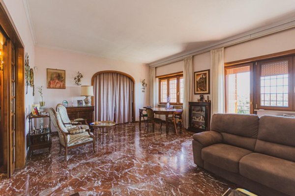 appartamento in vendita a Roma in zona Mostacciano