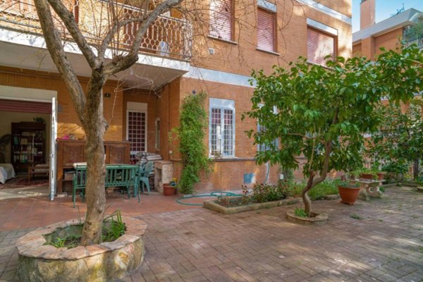 appartamento in vendita a Roma in zona Salario