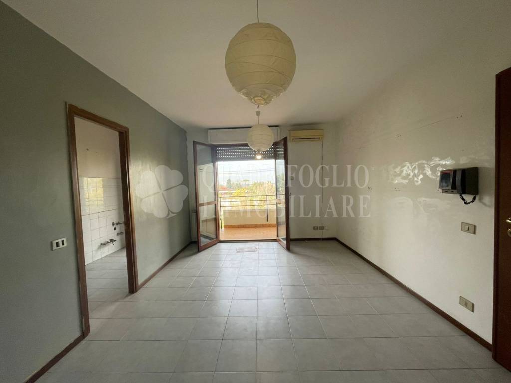 appartamento in vendita a Roma in zona Tor Bella Monaca