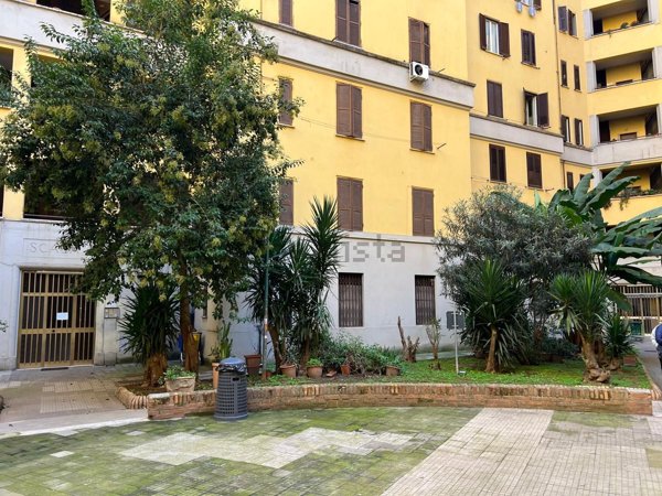 appartamento in vendita a Roma in zona Gianicolense