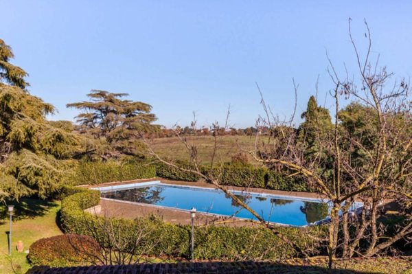 casa indipendente in vendita a Roma