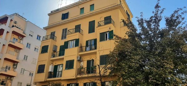 appartamento in vendita a Roma in zona Tuscolano