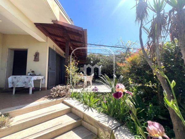 casa indipendente in vendita a Roma in zona Prenestino-Centocelle