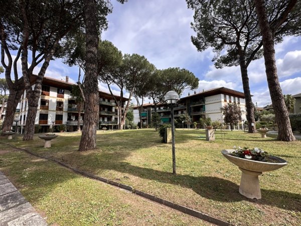 appartamento in vendita a Roma in zona Appio Claudio