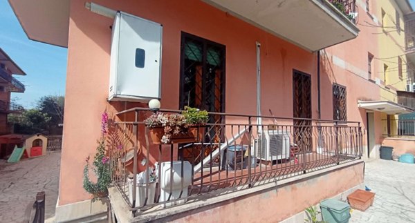 appartamento in vendita a Roma in zona Prenestino-Centocelle