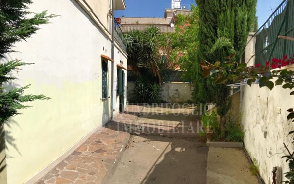 appartamento in vendita a Roma in zona Prenestino-Centocelle