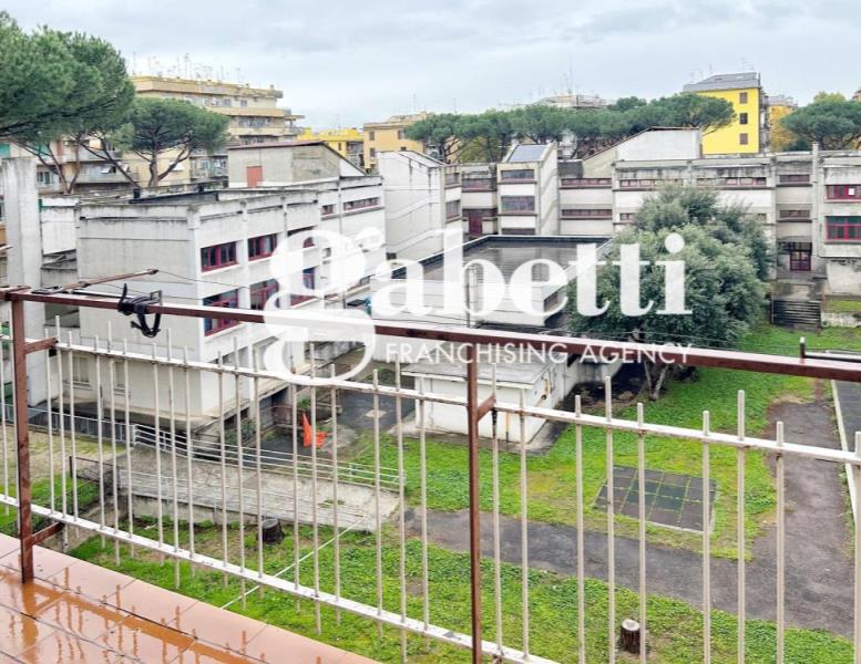 appartamento in vendita a Roma in zona Collatino