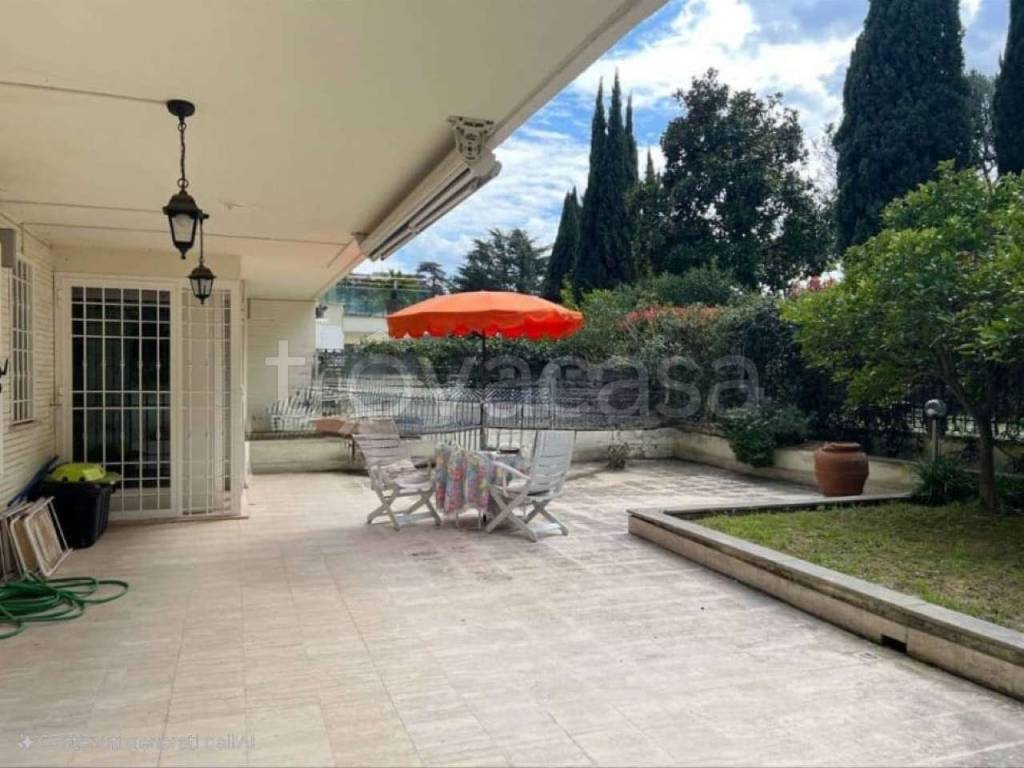 appartamento in vendita a Roma