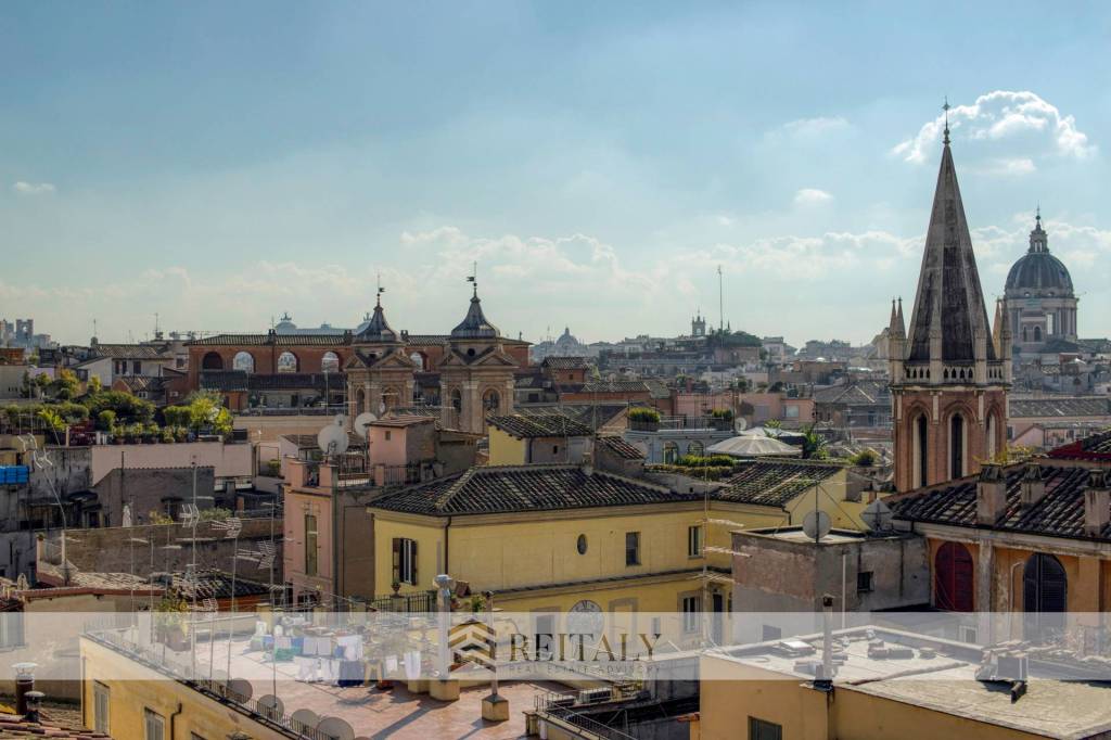 appartamento in vendita a Roma in zona Campo Marzio