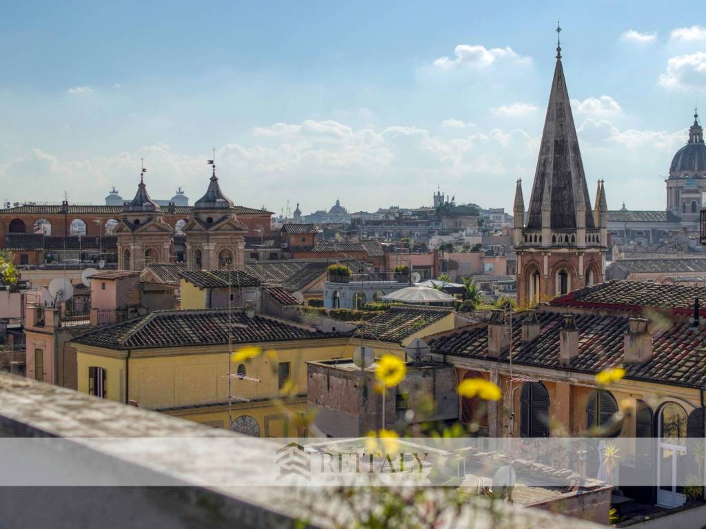 appartamento in vendita a Roma in zona Campo Marzio