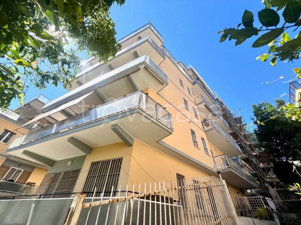 appartamento in vendita a Roma in zona Gianicolense