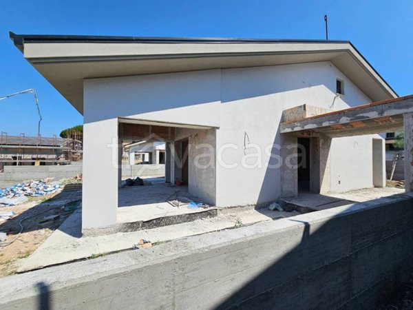 casa indipendente in vendita a Roma in zona Borghesiana