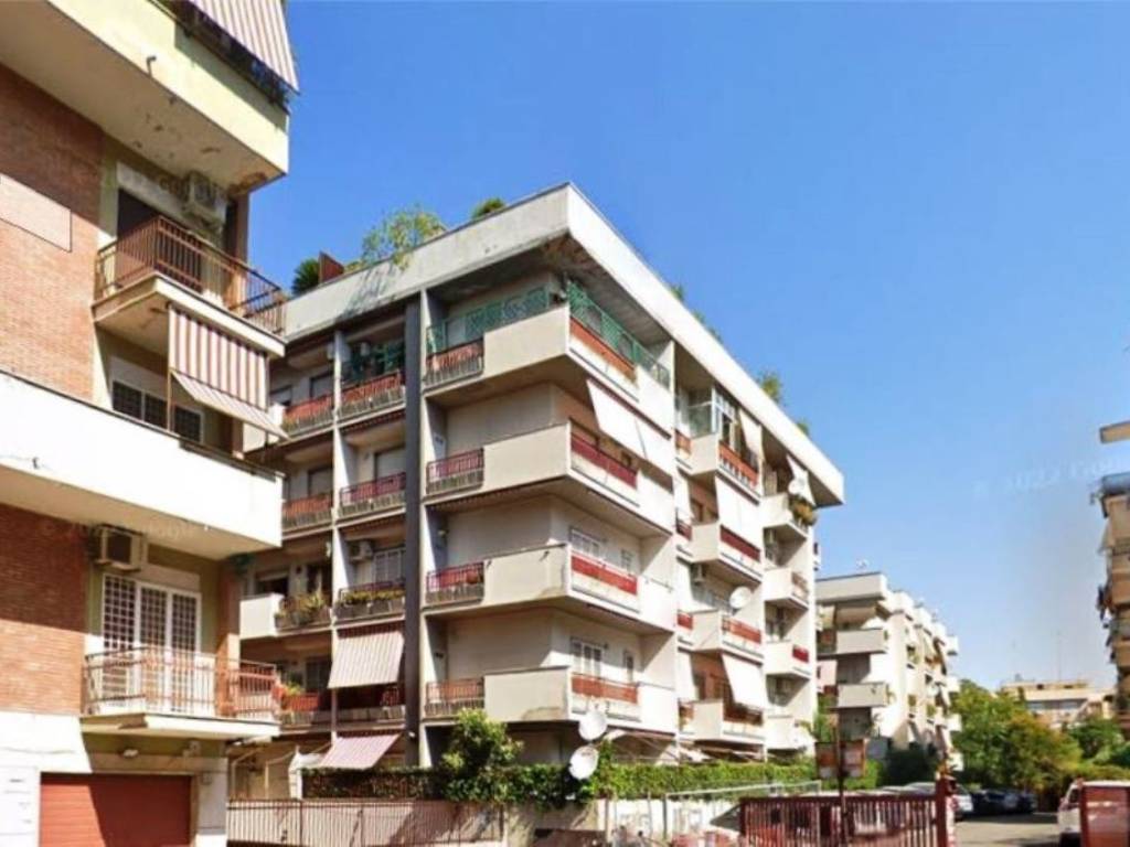 appartamento in vendita a Roma in zona Gianicolense