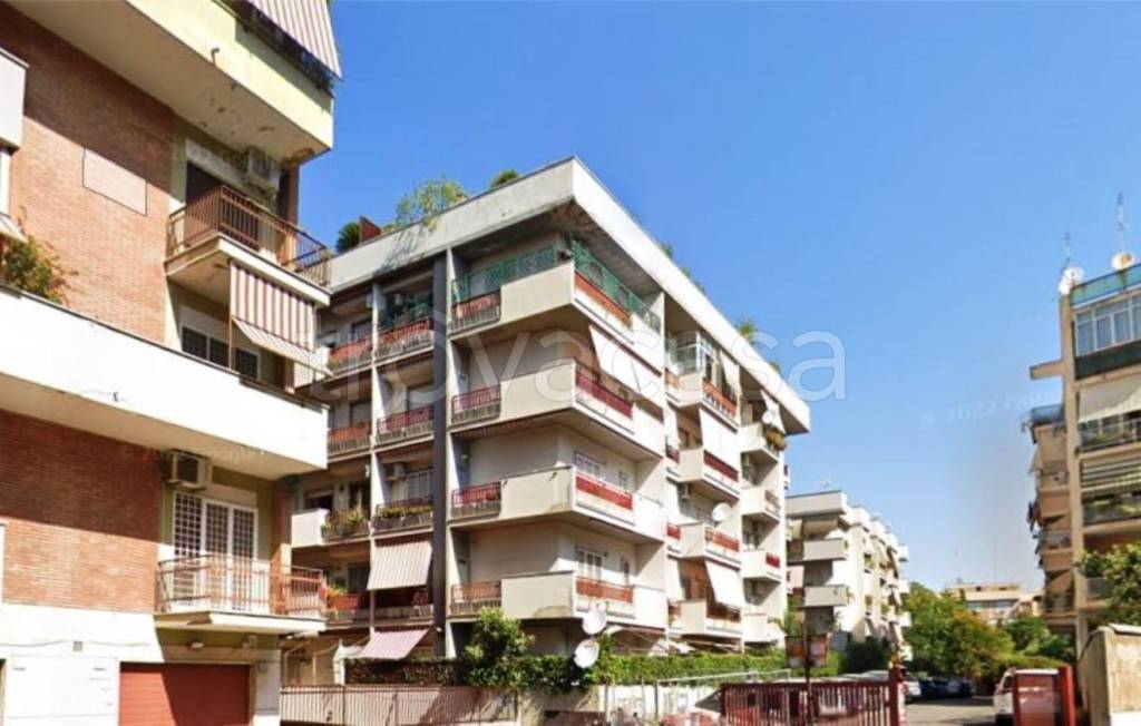 appartamento in vendita a Roma in zona Gianicolense
