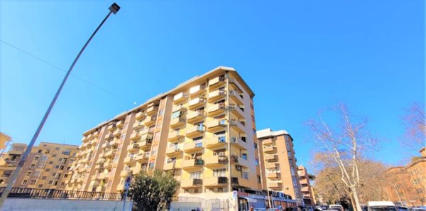 appartamento in vendita a Roma in zona Ostiense