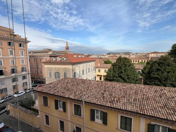 appartamento in vendita a Roma in zona Esquilino