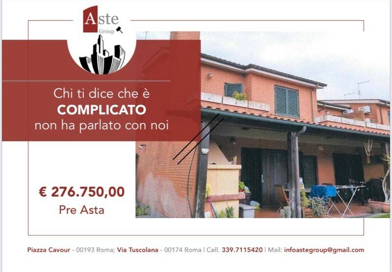 casa indipendente in vendita a Roma in zona Infernetto
