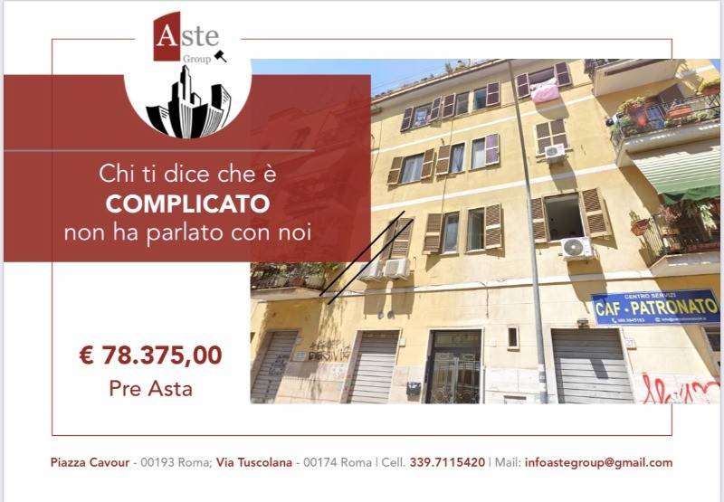 appartamento in vendita a Roma in zona Tuscolano
