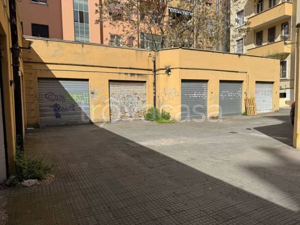 ufficio in vendita a Roma in zona Nomentano