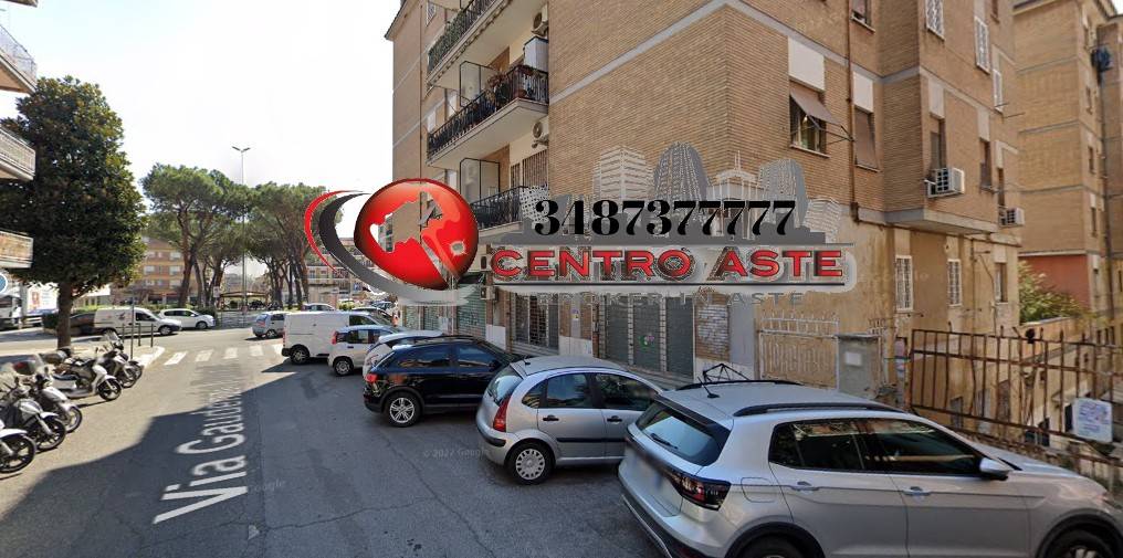 negozio in vendita a Roma in zona Portuense