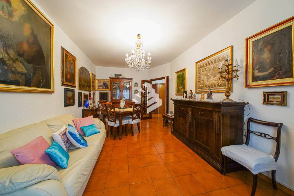 appartamento in vendita a Roma in zona Portuense