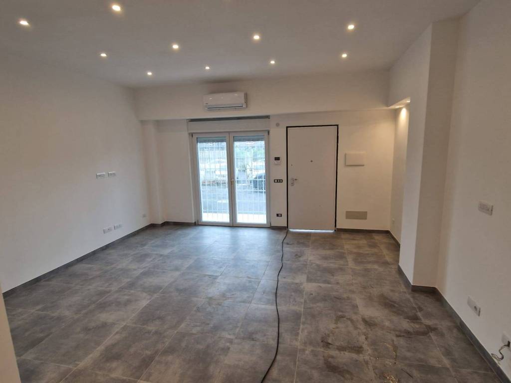 appartamento in vendita a Roma in zona Torre Maura