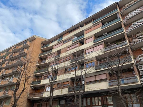 appartamento in vendita a Roma in zona Appio Latino