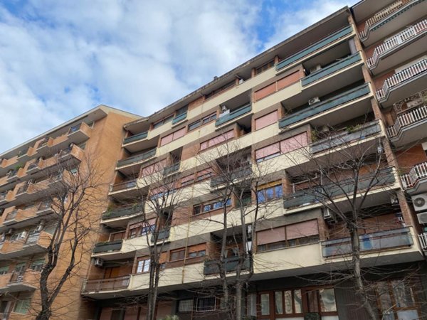 appartamento in vendita a Roma in zona Appio Latino