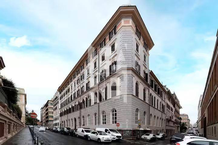 appartamento in vendita a Roma in zona Ludovisi/Sallustiano