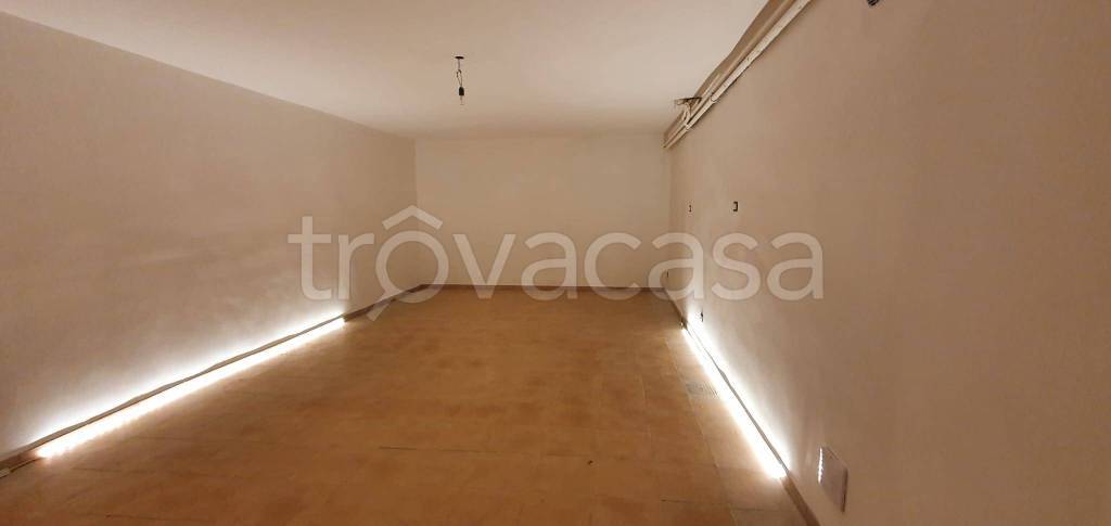 locale commerciale in vendita a Roma in zona Aurelio