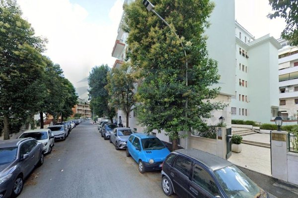 appartamento in vendita a Roma in zona Tor di Quinto