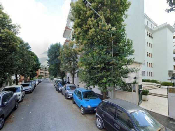 appartamento in vendita a Roma in zona Tor di Quinto