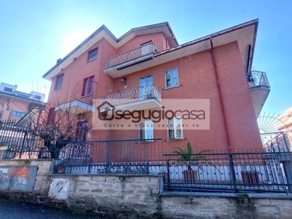 appartamento in vendita a Roma in zona Tor di Quinto