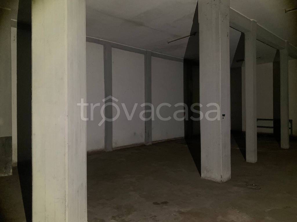 locale commerciale in vendita a Roma in zona Aurelio