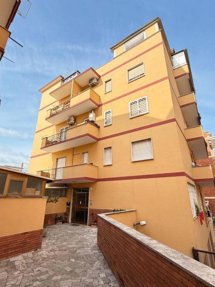appartamento in vendita a Roma in zona La Pisana