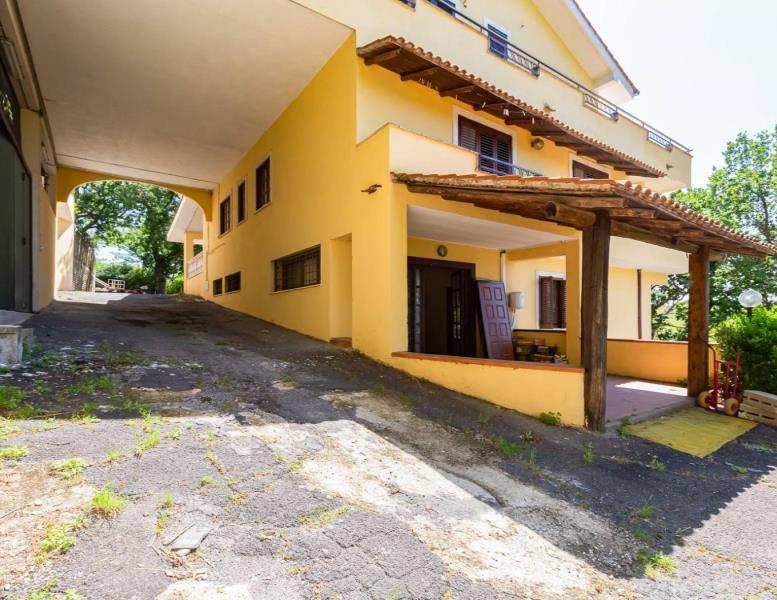 appartamento in vendita a Roma in zona EUR