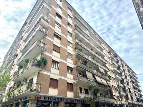 appartamento in vendita a Roma in zona Don Bosco