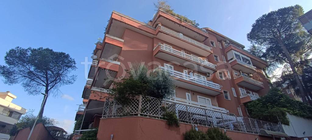 appartamento in vendita a Roma