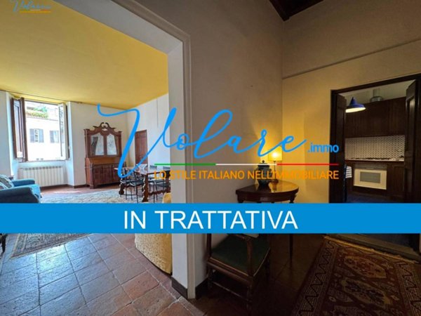 appartamento in vendita a Roma in zona Rione Regola