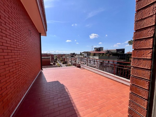 appartamento in vendita a Roma in zona Dragona/Bagnoletto