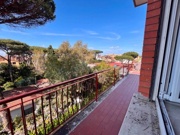 appartamento in vendita a Roma in zona Dragona/Bagnoletto